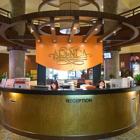 فندق سنغافورةفي  Aranda Country Club المظهر الخارجي الصورة
